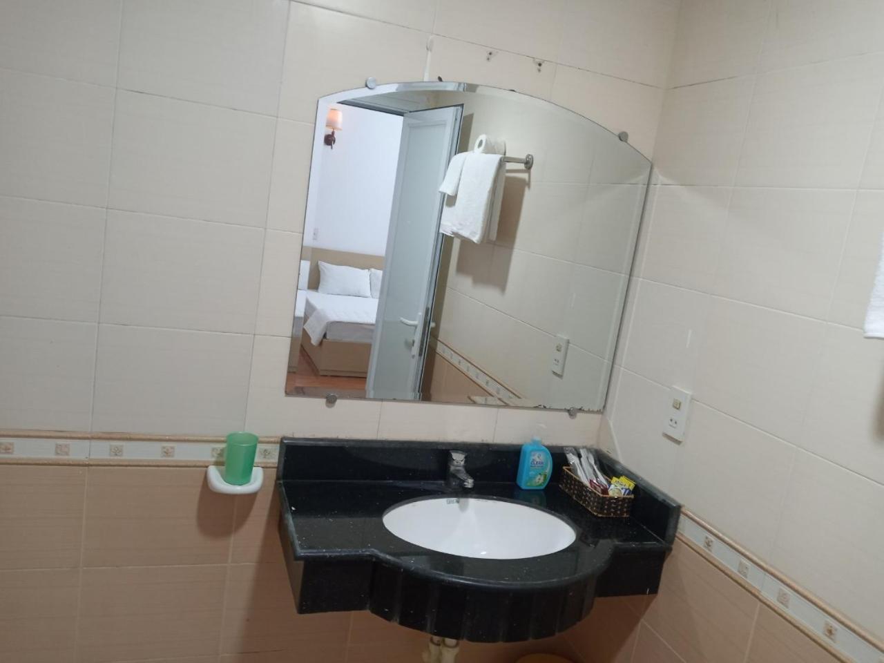 Dong Duong Hotel Хайфон Экстерьер фото